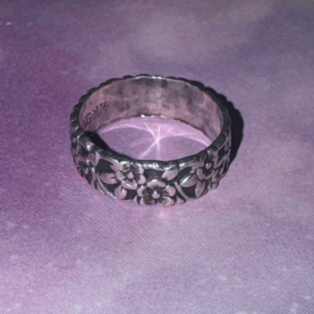 Vintage Floral Silver Ring - Picture 7 of 11